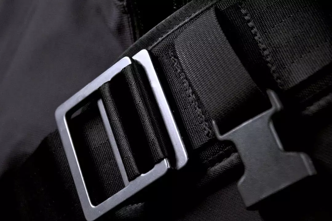 Luggage & Bike-Packing Bags Mission Workshop Rummy VX Messenger Bag 4 Luggage & Bike-Packing Bags Mission Workshop Rummy VX Messenger Bag