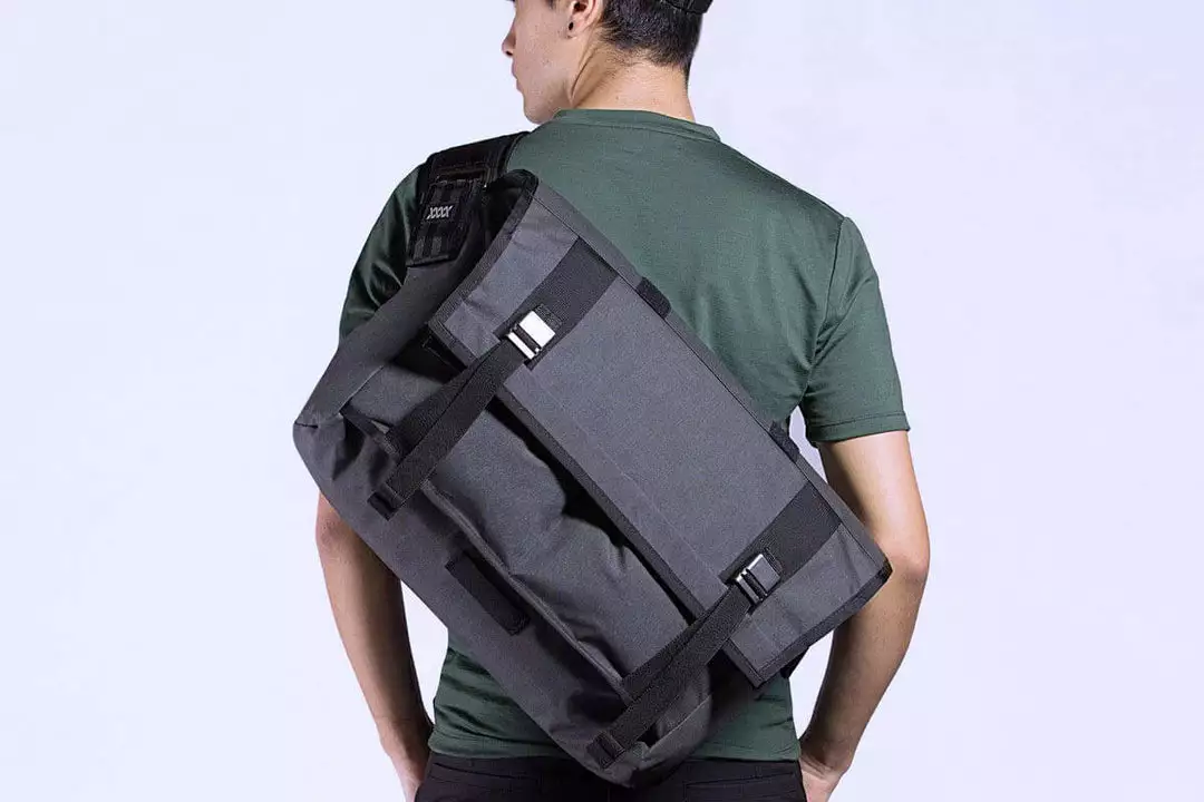 Mission Workshop Monty Advanced Messenger Bag Luggage & Bike-Packing Bags 3 Mission Workshop Monty Advanced Messenger Bag Luggage & Bike-Packing Bags