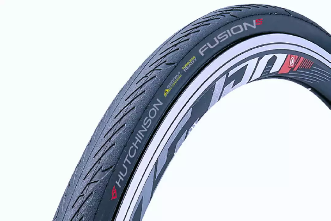 Tyres And Tubes Hutchinson Fusion 5 All Season 11Storm Tubeless Tyre 1 Tyres And Tubes Hutchinson Fusion 5 All Season 11Storm Tubeless Tyre