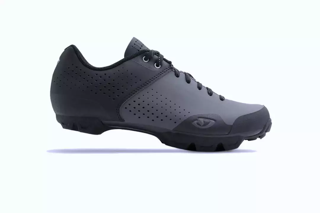 Men's Clothing Giro Manta Lace MTB Shoe 1 Men's Clothing Giro Manta Lace MTB Shoe