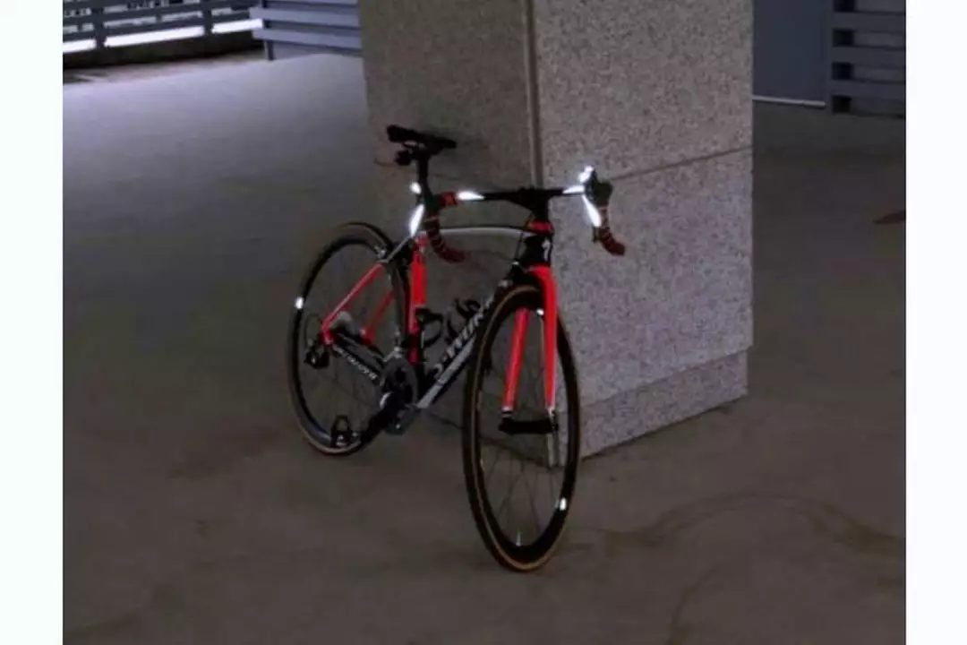 Clothing Accessories The Beam Frame Flash - Bike Reflectors 5 Clothing Accessories The Beam Frame Flash - Bike Reflectors