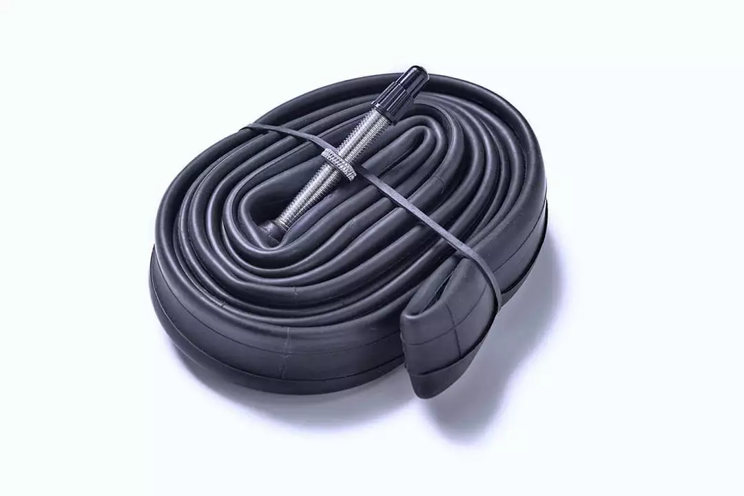 Schwalbe AV 25 14" 1.75-2.35 Inner Tube 1 Schwalbe AV 25 14" 1.75-2.35 Inner Tube