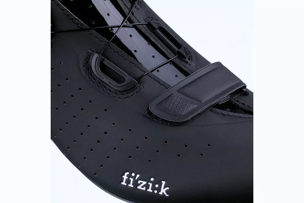 Men's Clothing Fizik R5 Tempo Overcurve Road Shoe 2020 7 Men's Clothing Fizik R5 Tempo Overcurve Road Shoe 2020
