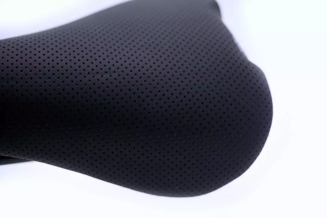 Selle Italia Flite 1990 Perforated Saddle 4 Selle Italia Flite 1990 Perforated Saddle