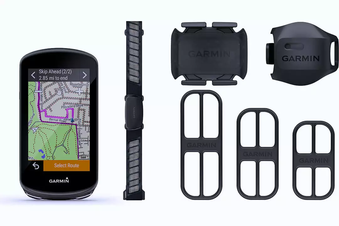 Garmin Edge 1030 Plus Bundle 1 Garmin Edge 1030 Plus Bundle