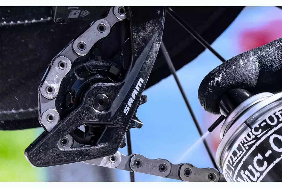 Muc-Off Wet Weather Lube Bike Maintenance 2 Muc-Off Wet Weather Lube Bike Maintenance