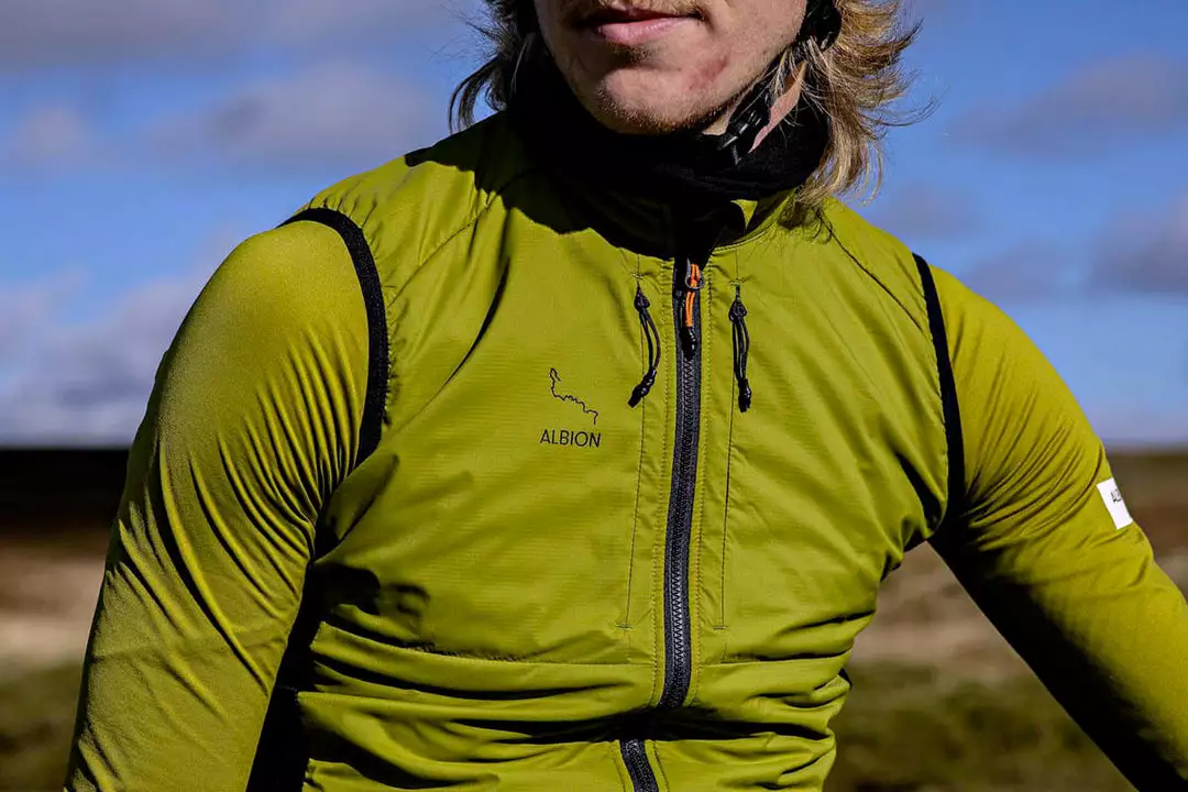Albion Insulated Gilet 3.0 Men's Clothing 17 Albion Insulated Gilet 3.0 Men's Clothing